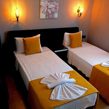 Hotel Yasemin 3*