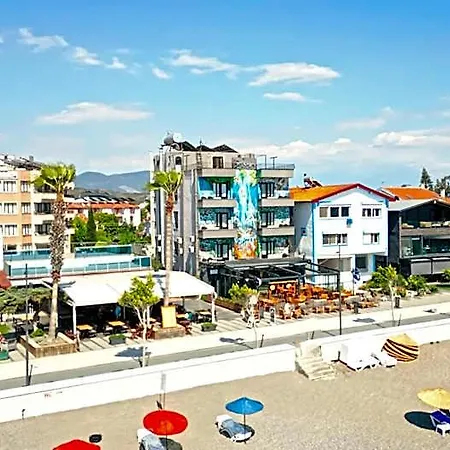 Yasemin Hotel 3*
