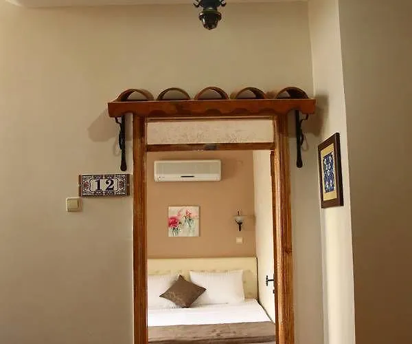 Yasemin Φετιγιέ